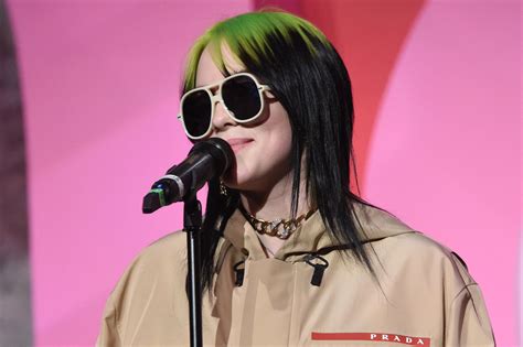 Dix choses à savoir sur Billie Eilish .